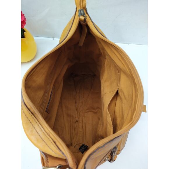 Fossil Yellow Tan Leather Zipper Pocket Crossbody Shoulder Bag - Picture 8 of 13